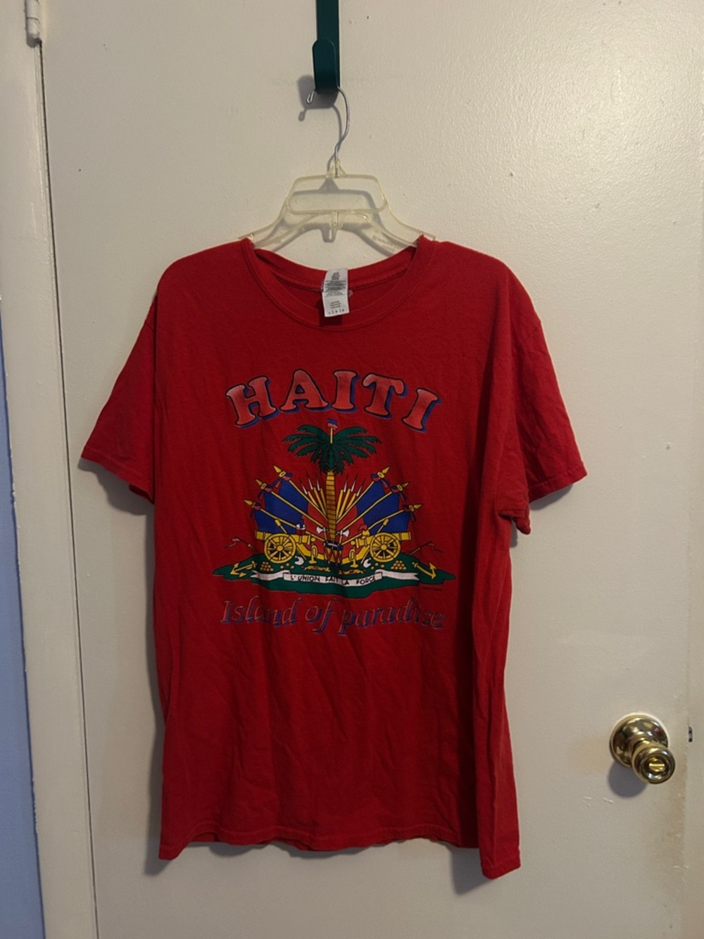 Gildan Heavy Cotton L Haiti Island Paradise Red Short Sleeve Shirt
